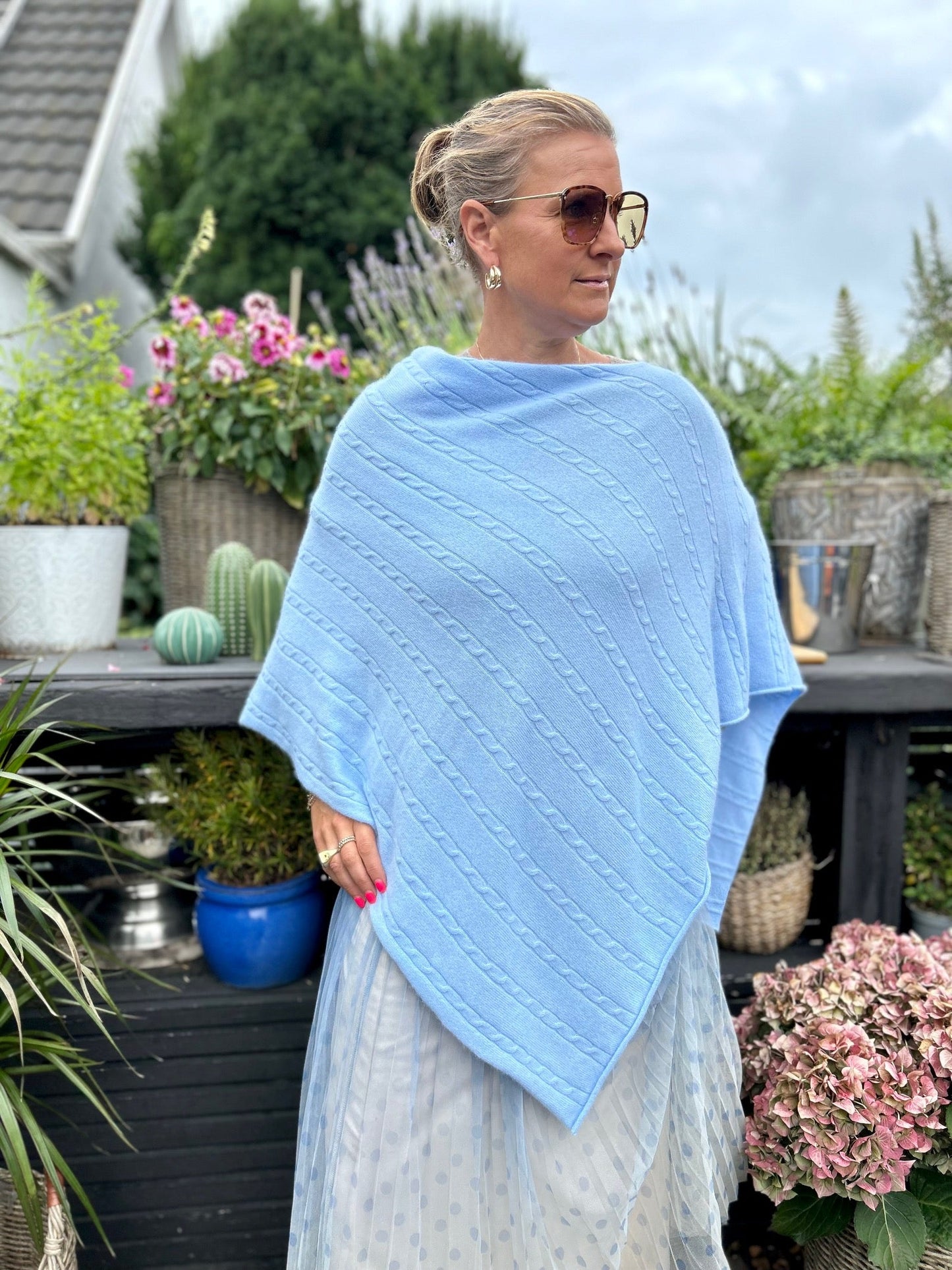 Cashmere Poncho - Kabel Stickad