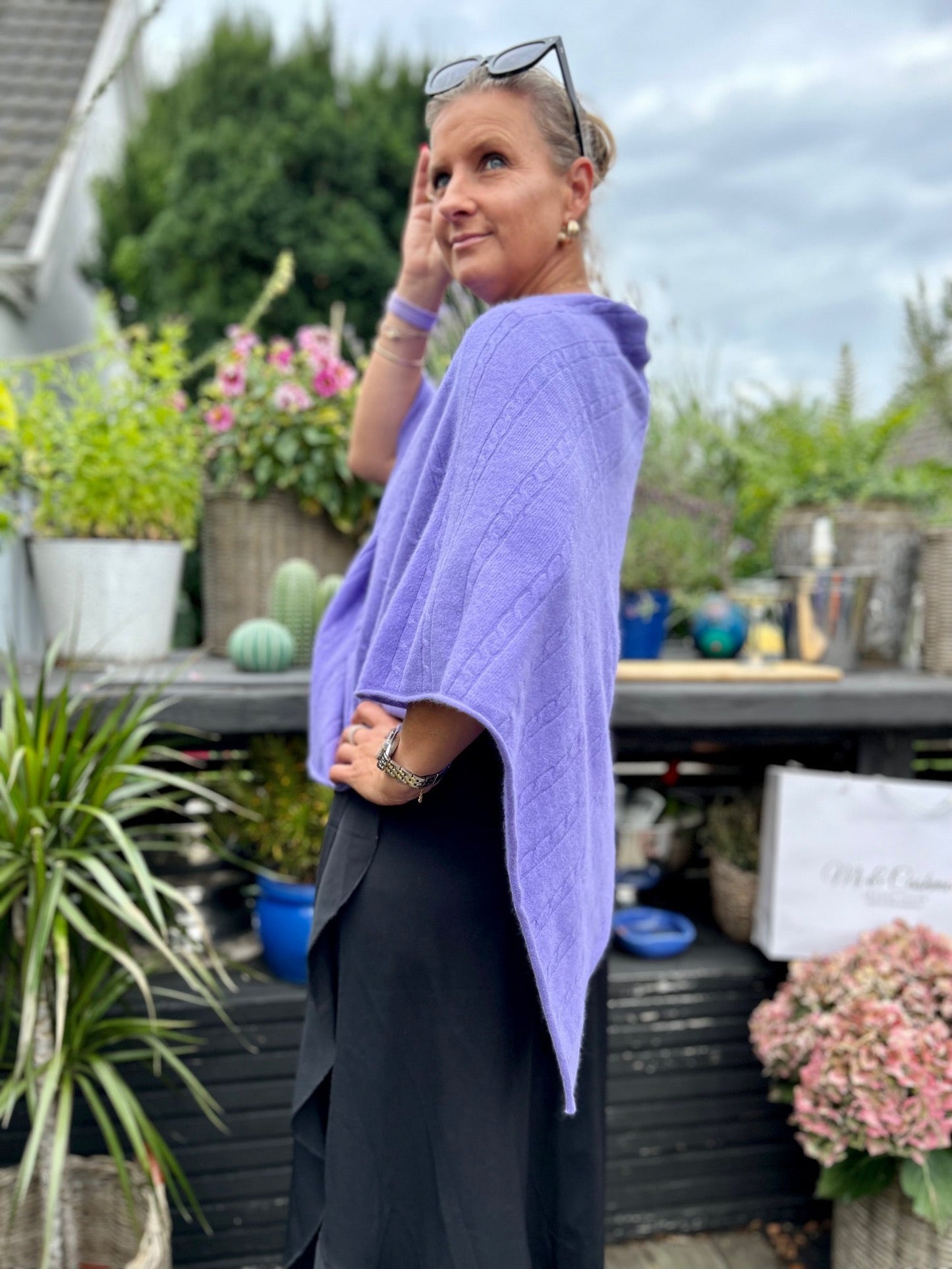 Cashmere Poncho - Kabel Stickad