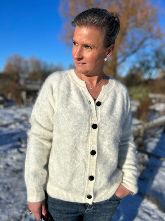 Borstad kashmirkofta med knappar