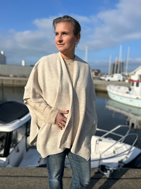 Nina Open Poncho Cashmere
