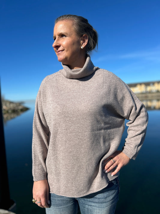 Beige Polotröja i cashmere