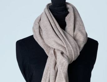 Beige cashmere scarf