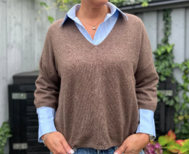 Brun stickad tröja dam