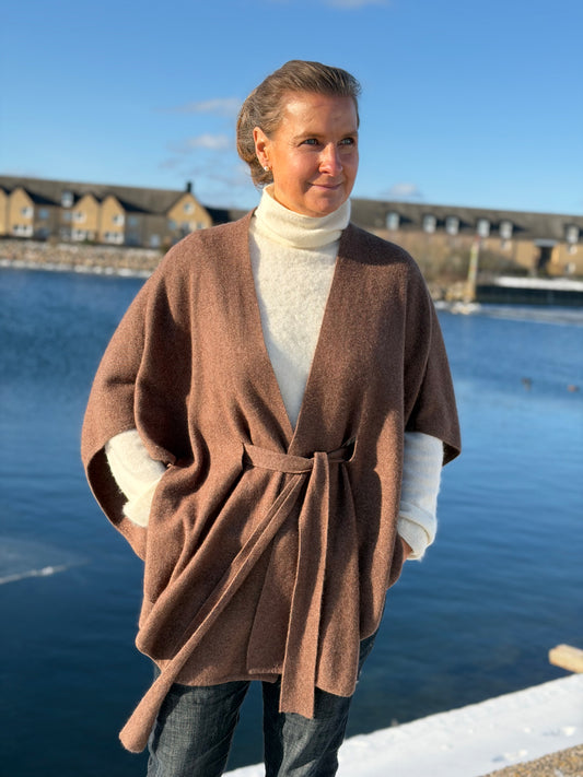 Brun Cape med knytband