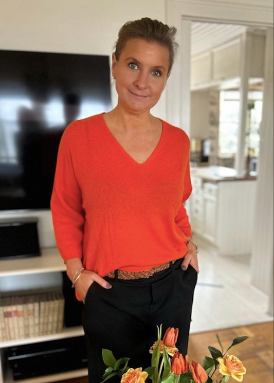 Cashmere sweater / tröja i färgen orange 