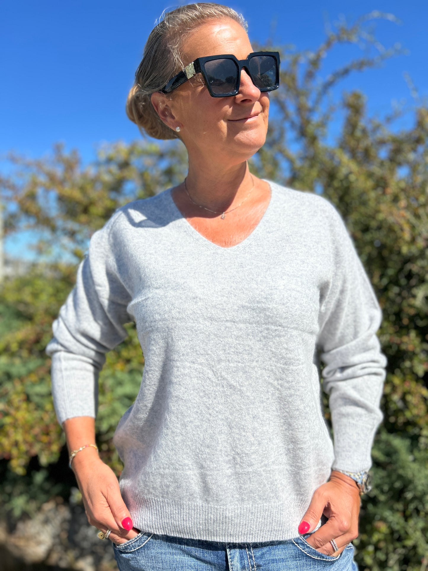 Nyhet! Borstad Kashmirtröja V-Neck - Madeleine