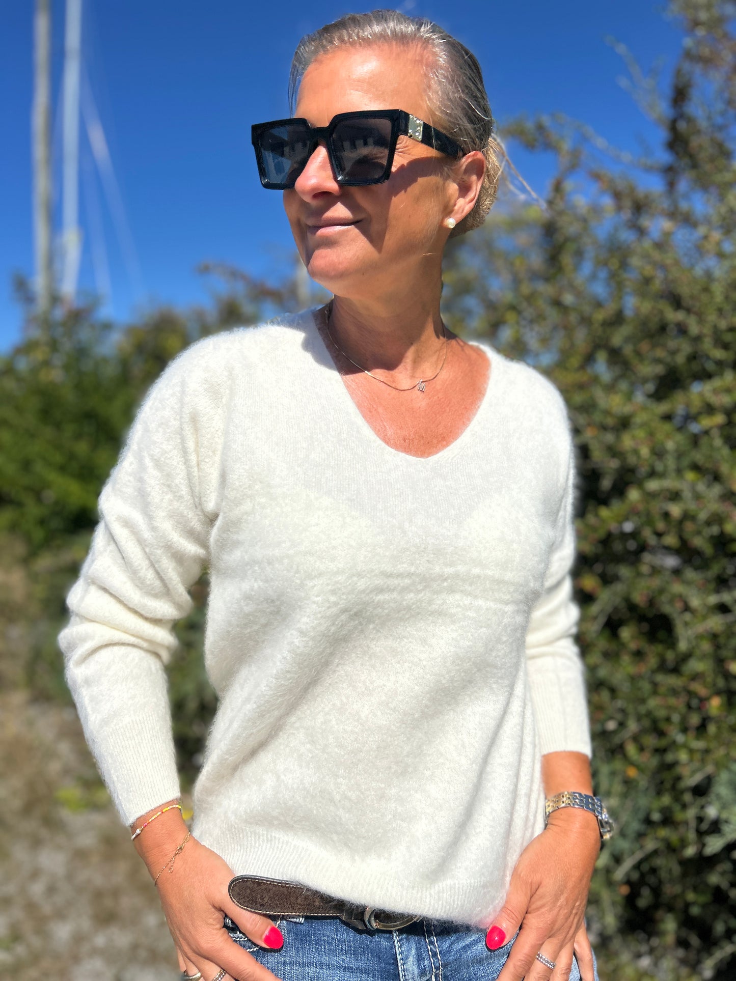Nyhet! Borstad Kashmirtröja V-Neck - Madeleine