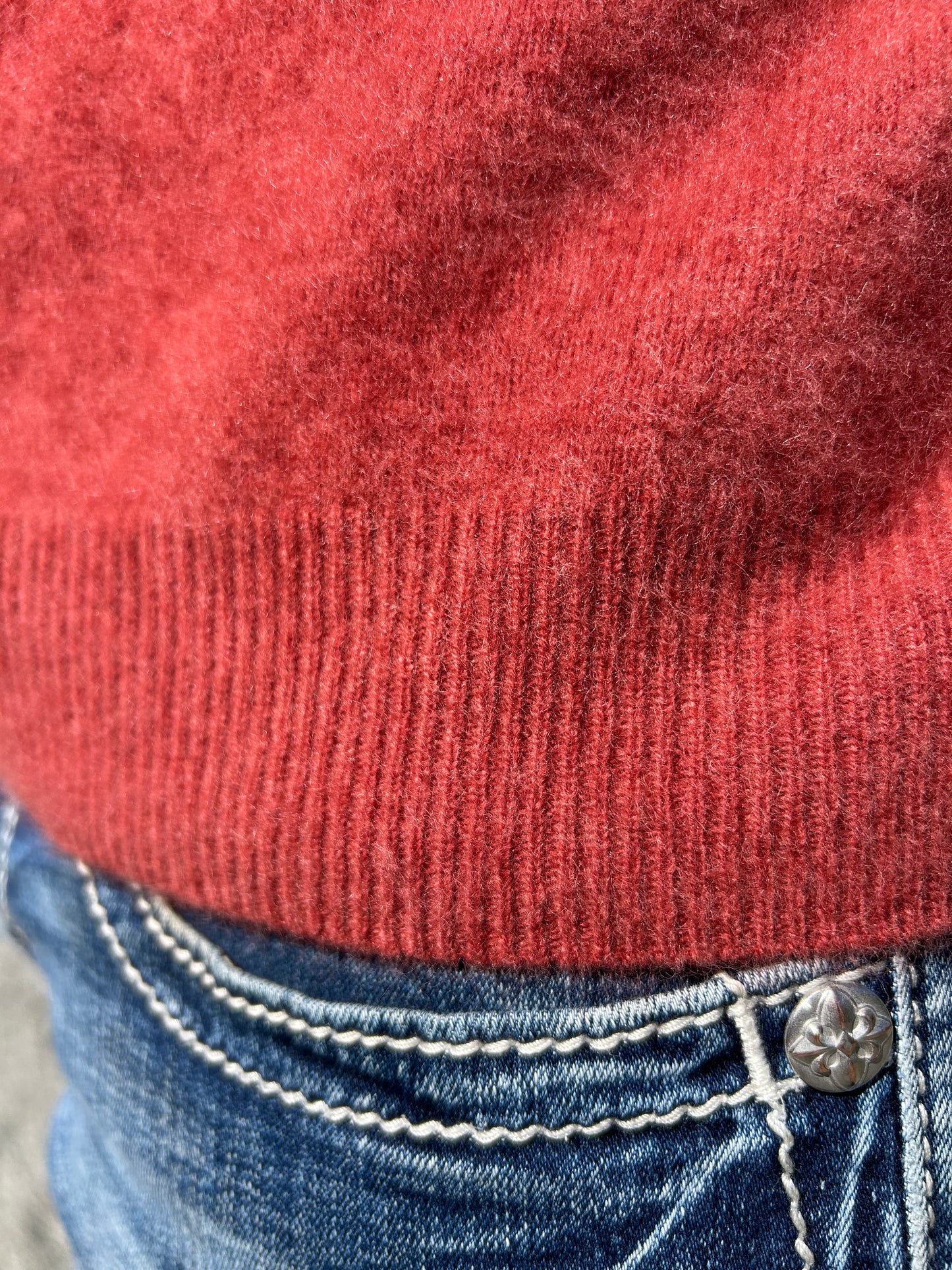 Nyhet! Borstad Kashmirtröja V-Neck - Madeleine