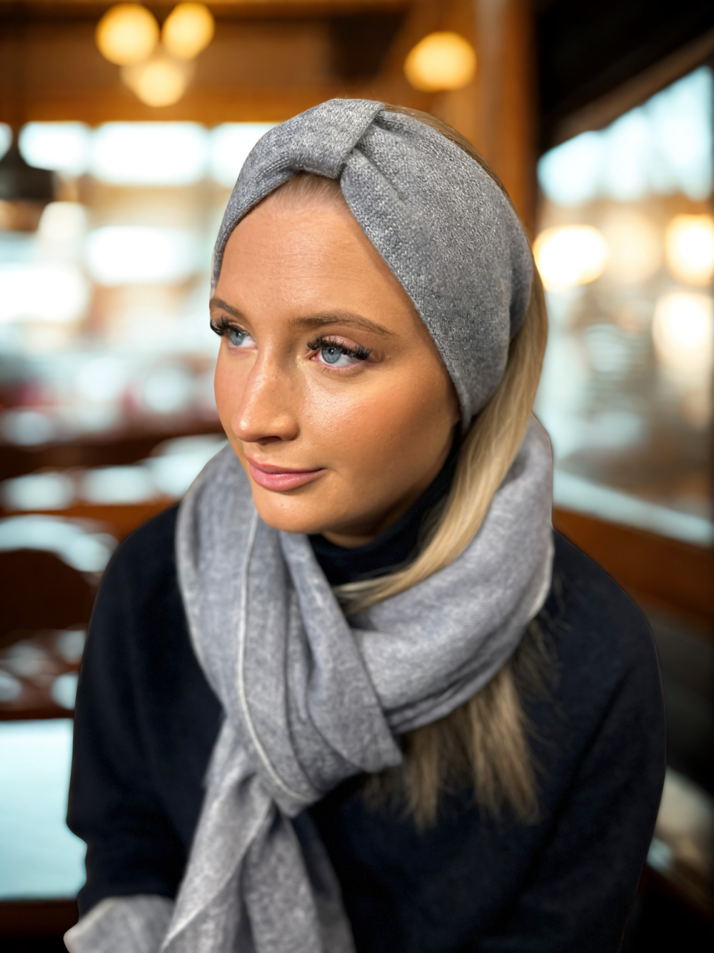 Grått pannband i kashmir 